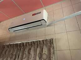 Good Man Hostel