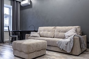 Apartment on Tyulenina 4-23