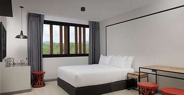 Prime Town - Posh & Port Hotel Phuket