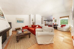 Villa AlGharif