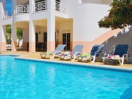 Villa Nespereira