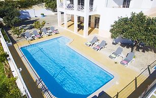 Villa Nespereira