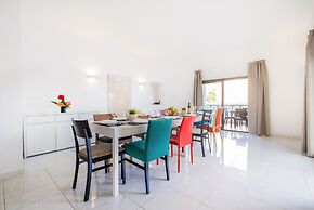 Villa Perola
