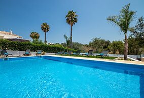 Villa Riviera