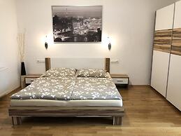 Apartsee