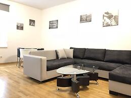 Apartsee