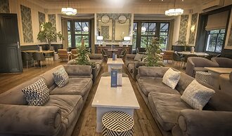 Gwydyr Hotel
