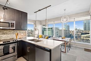 GLOBALSTAY. Modern Downtown Condos. Free parking