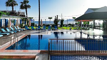 Uras Beach Hotel