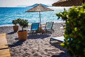 Uras Beach Hotel