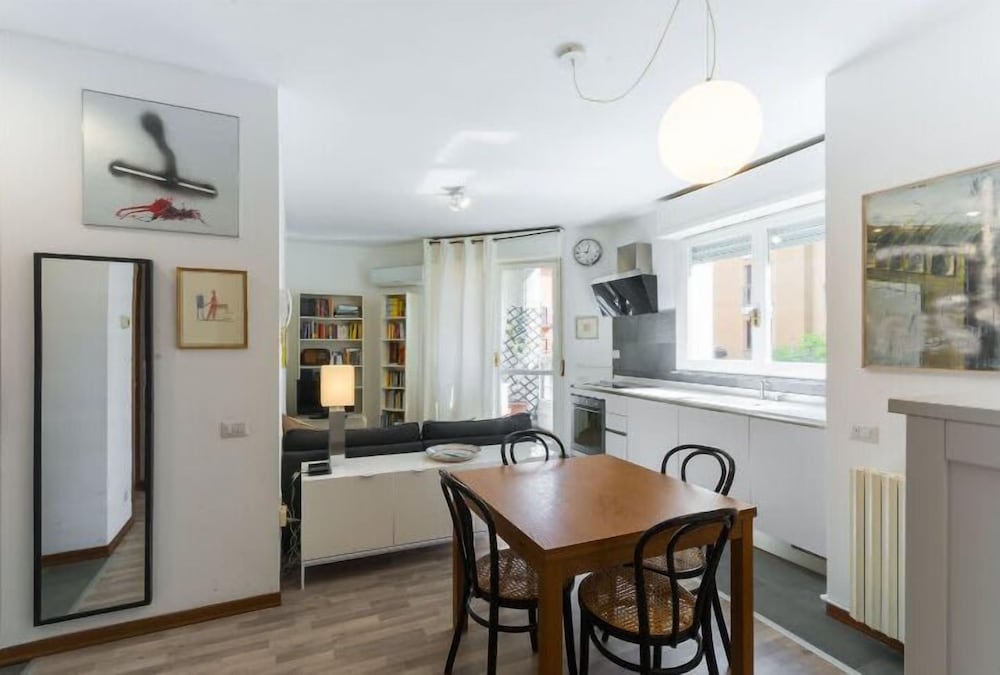 Navigli 5 Apartment