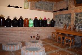 Guesthouse Lago & Wine Cellar