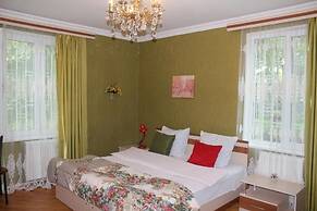 Guesthouse Lago & Wine Cellar