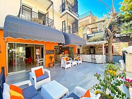 Nur Suites & Hotels