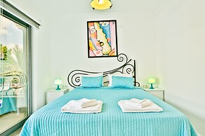 Nur Suites & Hotels