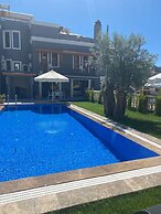 Nur Suites & Hotels