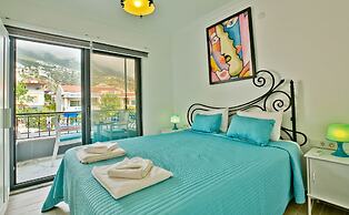 Nur Suites & Hotels