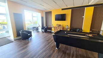 Torland Seafront Hotel
