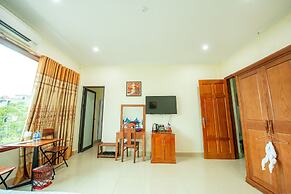 Rose Hotel