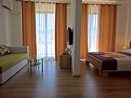 La Porta Apartments