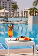 Grand Cosmopolitan Hotel