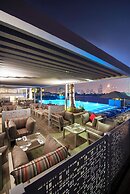 Grand Cosmopolitan Hotel
