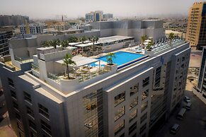 Grand Cosmopolitan Hotel