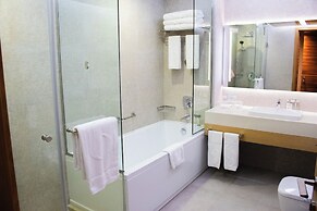 Grand Cosmopolitan Hotel