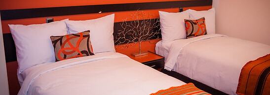 Capac Hotel II