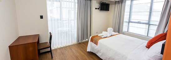 Capac Hotel II