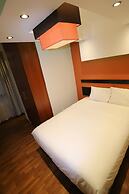Capac Hotel II