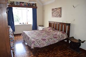 Bustani Apartment