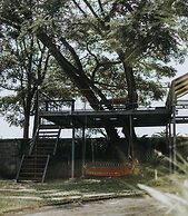 Baan Kampu Resort
