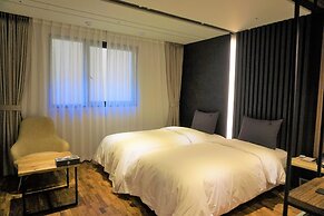Yeoubi Hotel