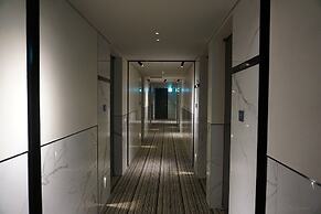 Yeoubi Hotel