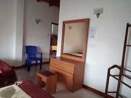 Oviya Guest