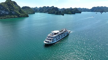 Paradise Grand Cruise