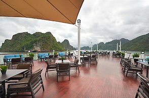 Paradise Grand Cruise