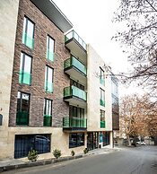 Brosse Garden Hotel