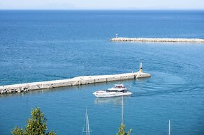 Faro Del Porto