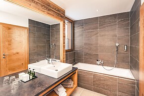 Lux Alp Chalet