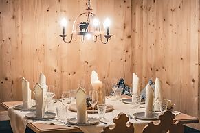 Lux Alp Chalet