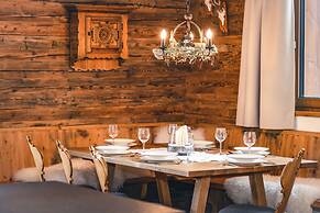 Lux Alp Chalet