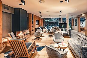 Lux Alp Chalet