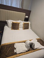Double Bedroom Studio