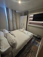 Double Bedroom Studio
