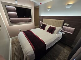 Double Bedroom Studio