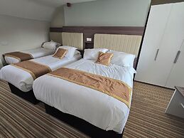 Double Bedroom Studio