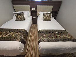 Double Bedroom Studio
