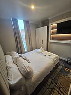 Double Bedroom Studio